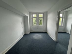 Helle Altbau-Bürofläche am Stadtpark!